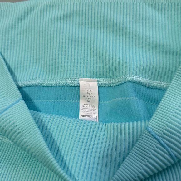 Offline by Aerie Women's Mint Green Bike Shorts - Picture 5 of 8